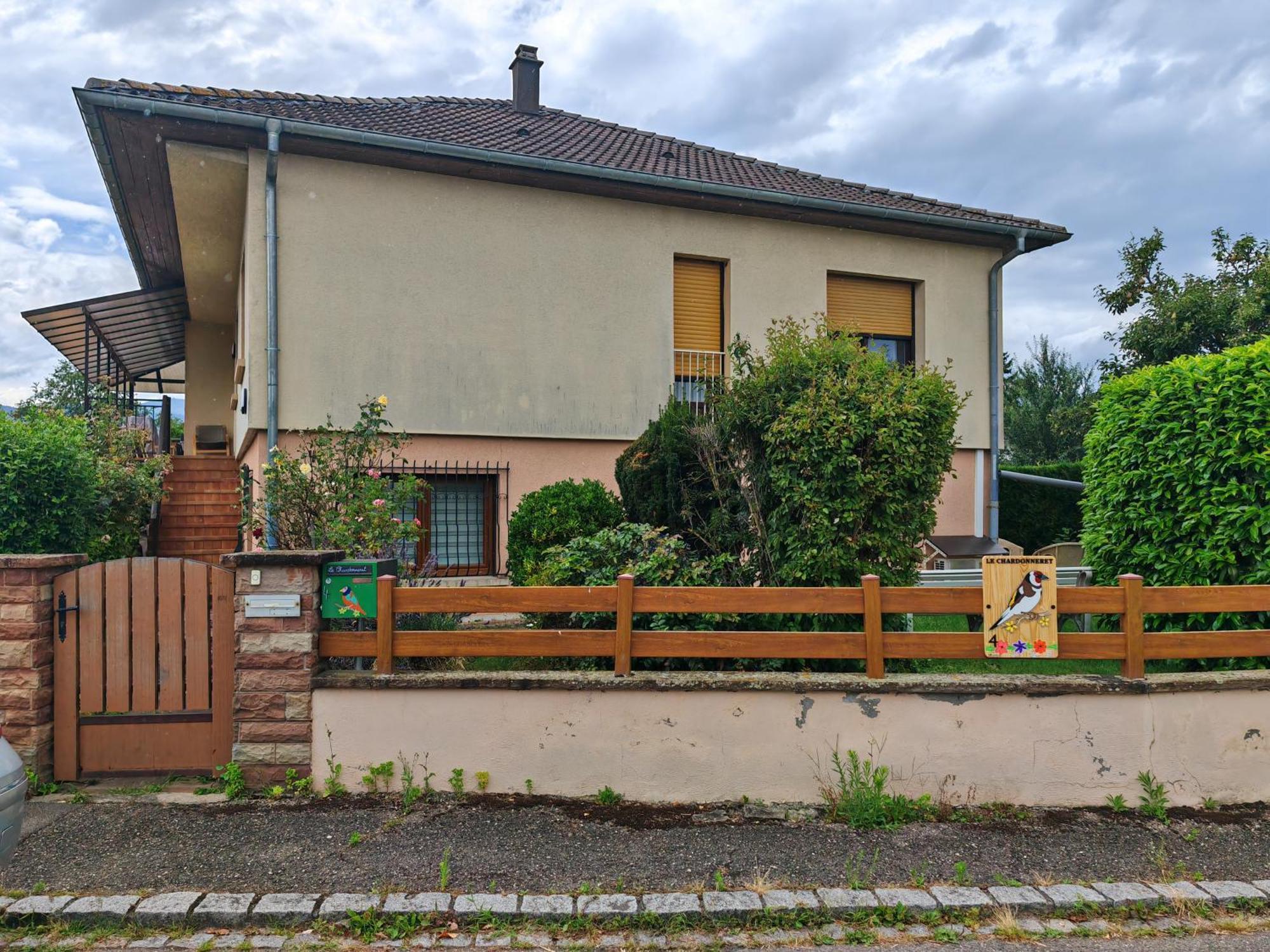 Appartement " Le Chardonneret " Issenheim Exteriör bild